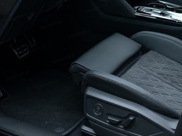 Audi Q5 II SUV Facelifting 2.0 40 TDI 204KM 2026 AUDI Q5 TDI quattro S line Suv 2.0 (204KM) 2026, zdjęcie 4