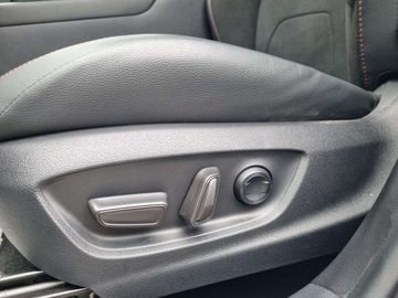 Toyota C-HR II SUV 2.0 Hybrid Dynamic Force 197KM 2024 Toyota C-HR Toyota C-HR 2.0 Hybrid GR Sport, gwarancja, salon pl, 1 wlasci, zdjęcie 21