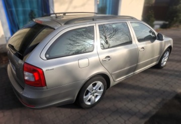 Skoda Octavia II Kombi 1.6 TDI CR DPF 105KM 2010 SKODA OCTAVIA 1.6 TDI ZADBANA ZAREJESTROWANA, zdjęcie 6