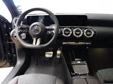 Mercedes Klasa A W177/V177 Hatchback Facelifting 2.0 220 190KM 2025 A Klasa 220 4-Matic AMG Line 2.0 (190KM) 2025, zdjęcie 10