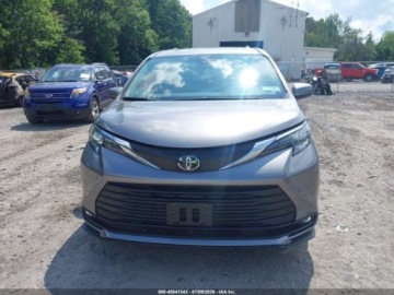 Toyota Sienna III 2026 Toyota Sienna Xle 2026 2.5 Hybryda 189KM, zdjęcie 7