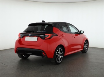 Toyota Yaris IV Hatchback 1.5 Hybrid Dynamic Force 116KM 2021 Toyota Yaris 1.5 VVT-i Hybrid, Salon Polska, zdjęcie 4