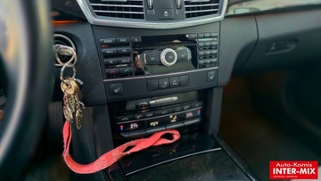 Mercedes Klasa E W212 2010 Mercedes-Benz Klasa E 300 blue efficiency 7 G-TRONIC 3.0 Diesel 204KM, zdjęcie 22