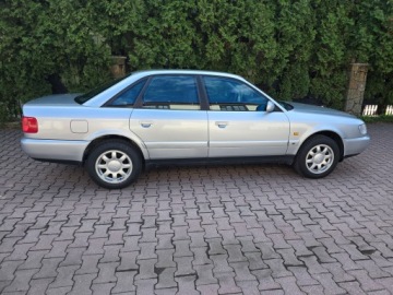 Audi A6 C4 Sedan 1.8 20V 125KM 1996 AUDI A6 (4A2, C4) 1.8 125 KM, zdjęcie 3