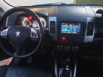 Peugeot 4007 2011 4x4 komfortowy SUV 7os. Peugeot 4007 2.2 HDi – 2011 r., automat,, zdjęcie 5