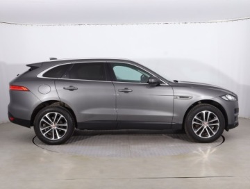 Jaguar F-Pace SUV 2.0 i4D 180KM 2017 Jaguar F-Pace 20d AWD, Serwis ASO, 177 KM, 4X4, zdjęcie 5