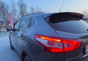 Nissan Qashqai II Crossover 1.2 DIG-T 115KM 2016 Nissan Qashqai Bezwypadekgwarancjajak nowepanorama4x kamera 1.2 Benzyna, zdjęcie 12