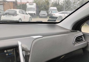 Peugeot 208 I 2017 Peugeot 208 2017r, 1.2 Benzyna. Lekko uszkodzony przod. Jezdzi. 1.2 80KM, zdjęcie 15