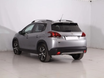 Peugeot 2008 I SUV Facelifting 1.2 PureTech 110KM 2019 Peugeot 2008 1.2 PureTech, Salon Polska, zdjęcie 3