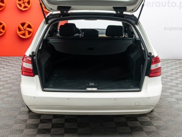 Mercedes Klasa E W212 Kombi 200 CDI BlueEFFICIENCY 136KM 2011 MERCEDES-BENZ E Klasa 200 Combi 2.1 136KM 2011, zdjęcie 29