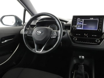 Toyota Corolla XII Hatchback 1.2 Turbo D-4T 116KM 2019 Toyota Corolla klima auto LED kamera, zdjęcie 15