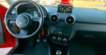 Audi A1 I Hatchback 3d 1.6 TDI 90KM 2013 Audi A1 Sportback 1,6 TDI 90KM Klima Serwis 1.6 Diesel 90KM, zdjęcie 21
