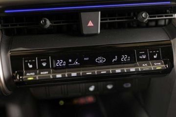 Toyota C-HR II 2024 Toyota C-HR 2.0 Hybrid Dynamic Force Executive 2.0 Hybryda 194KM, zdjęcie 17