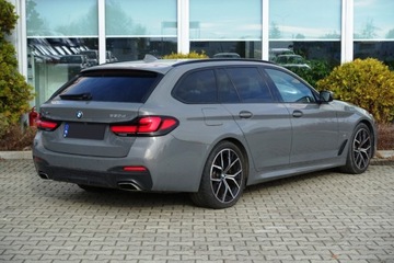 BMW Seria 5 G30-G31 Touring Facelifting 3.0 530d 286KM 2021 BMW Seria 5 Kamera, Tempomat, 1rej.2022r, LED, Live Cockpit, FV23 3.0 286KM, zdjęcie 3