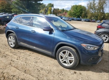 Mercedes GLA II 2021 Mercedes-Benz GLA 2021 MERCEDES-BENZ GLA 250 4MATIC 2.0 Benzyna 221KM, zdjęcie 2