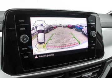 Volkswagen T-Roc I SUV Facelifting 1.5 TSI ACT 150KM 2023 Volkswagen T-Roc 1.5 TSI 150KM Life DSG Kamera Cofania Fotele Podgrzewane, zdjęcie 17