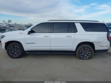 Chevrolet Suburban GMT900 2024 Chevrolet Suburban Z71 2024 5.3 Benzyna 355KM, zdjęcie 2