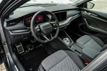 Skoda Octavia IV Liftback 1.5 TSI EVO 150KM 2026 Škoda Octavia Skoda Octavia Combi Sportline 1.5, zdjęcie 11