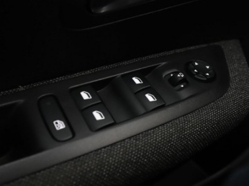 Peugeot 208 II Hatchback 1.2 PureTech 102KM 2020 Peugeot 208 Style PDC tempomat Bluetooth LED, zdjęcie 32