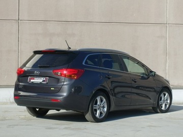 Kia Ceed II Kombi 1.6 GDI 135KM 2012 Kia Cee'd 1.6 Ben.135KM//Ledy/Czujniki, zdjęcie 9