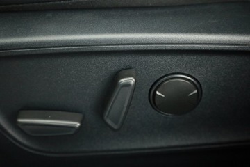 Ford Kuga III SUV Plug-In 2.5 EcoBlue 225KM 2020 Ford Kuga 2.5 Plug-in Hybrid, Salon Polska, zdjęcie 20