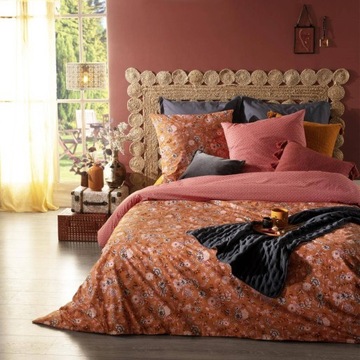 СТЕГАНАЯ ПОДУШКА НА СТУЛ 37x37