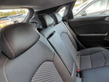 Kia Ceed III 2024 Kia Ceed Automat Navi Kamera Radar LED Asystent pasa Benzyna 120KM, zdjęcie 17