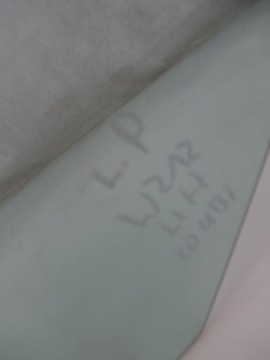 MERCEDES E W212 FACELIFT SKLO (OKNO) DVEŘE PŘEDNÍCH LEVÝ PŘEDNÍ