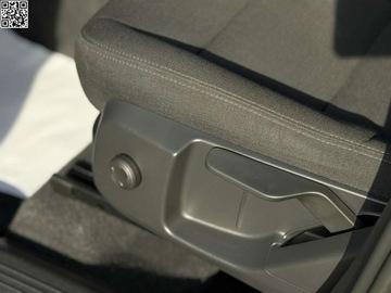 Volvo XC40 Crossover Facelifting 1.5 T2 129KM 2022 Volvo XC 40 Salon PL-Automat-Essential 1.5 Benzyna 130KM, zdjęcie 12