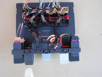 MODUL SKODA OCTAVIA II 3C0937049E