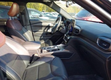 Ford Explorer VI 2021 Ford Explorer 2021, 3.0L, 4x4, PLATINUM, od ubezpieczalni 3.0 Benzyna 365KM, zdjęcie 9