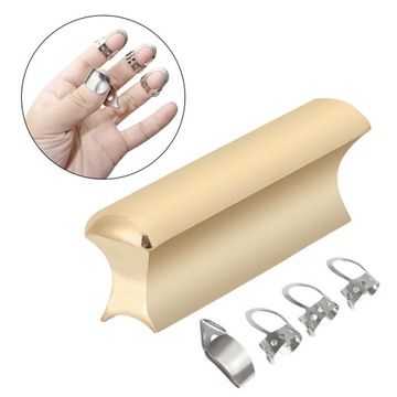 Электрическая басовая палочка с четырьмя металлическими стержнями.