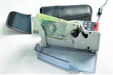 PRZENOŚNA RĘCZNA LICZARKA BANKNOTÓW V40 ZASTĘPCA V30