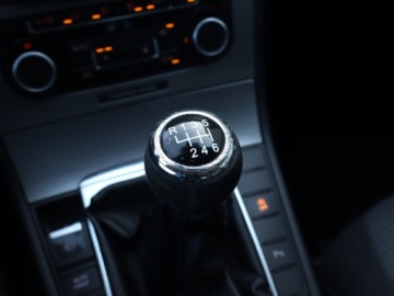 Volkswagen Passat B7 Limousine 2.0 TDI CR DPF BlueMotion 140KM 2011 VW Passat 2.0 TDI, Salon Polska, Navi, Klima, zdjęcie 17