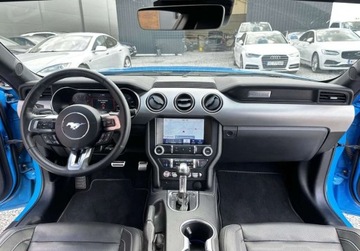 Ford Mustang VI Fastback Facelifting 5.0 Ti-VCT 450KM 2022 Ford Mustang MUSTANG 5.0 V8 GT 450 KM 2022r 2800 km Warszawa 5.0, zdjęcie 5