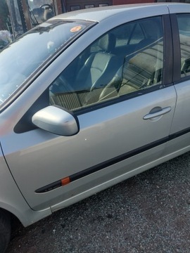 DVEŘE LEVÝ PŘEDNÍ RENAULT LAGUNA 2 TEB64