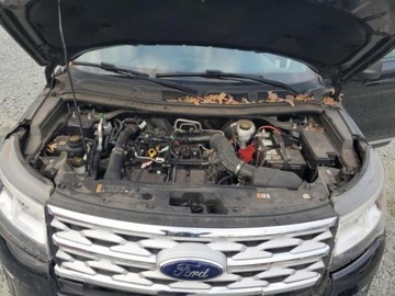 Ford Explorer VI SUV 2.3 EcoBoost  280KM 2019 Ford Explorer 2019r., XLT, od ubezpieczalni 2.3 Benzyna 280KM, zdjęcie 11