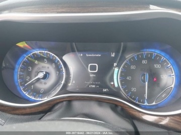 Chrysler Pacifica II 2022 Chrysler Pacifica 2022r, Limited 3.6L 3.6 Benzyna 287KM, zdjęcie 9