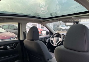 Nissan Qashqai II Crossover 1.6 dCi 130KM 2016 Nissan Qashqai panorama, kamera cofania, nawigacja 1.6 Diesel 130KM, zdjęcie 32