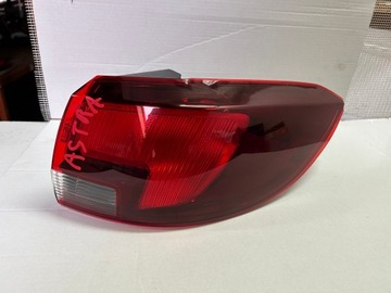 OPEL ASTRA K V LIFT KOMBI LAMPA PRAWA TYŁ TYLNA