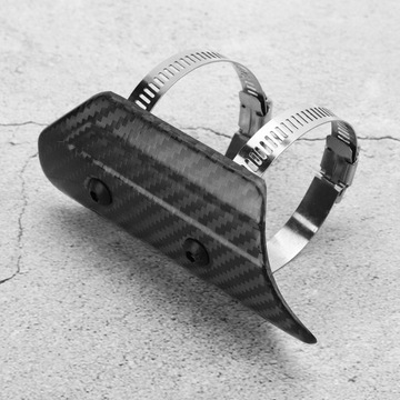 Сухая выхлопная труба из углеродного волокна