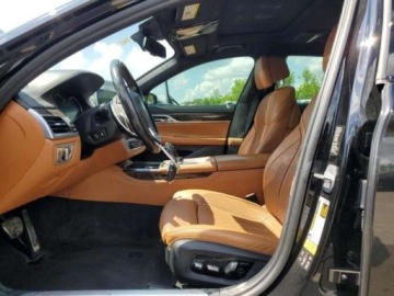 BMW Seria 7 G11-G12 2018 BMW Seria 7 Bmw 750 xi 4.4 Benzyna 600KM, zdjęcie 7