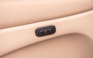 Jeep Grand Cherokee IV Terenowy Facelifting 3.0 V6 CRD 250KM 2013 Jeep Grand Cherokee 3.0D 250Ps Ledy Xenony Panorama Radar Navi Skora 1Wl., zdjęcie 19