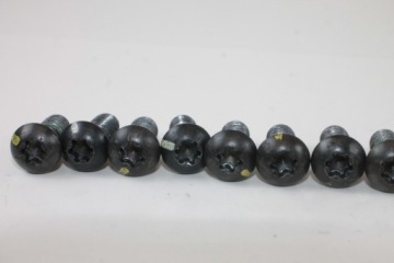 БОЛТ ПЕРЕДНЕГО ТОРМОЗНОГО ДИСКА DUCATI SCRAMBLER 1100