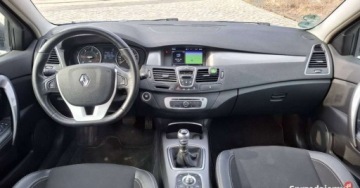 Renault Laguna III Grandtour Phase II 2.0 dCi 130KM 2014 Renault Laguna Renault Laguna 2.0dci 130KM R-link 2.0 Diesel 130KM, zdjęcie 7