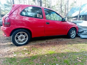 Opel Corsa B Hatchback 1.6 i 16V GSi 109KM 1994 OPEL CORSA B (S93) 1.6 GSI 16V (F08, F68, M68) 109 KM KJS, zdjęcie 2