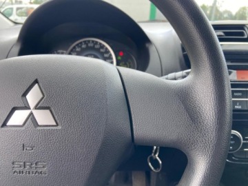 Mitsubishi Space Star Hatchback 5d 1.2 80KM 2014 Mitsubishi Space Star 1.2 Benzyna Bezwypadkowy Ori Lakier 1.2 Benzyna, zdjęcie 12