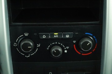 Peugeot 207 Hatchback 5d 1.6 HDi 90KM 2010 Peugeot 207 1.6 HDi, Klima, El. szyby, zdjęcie 9