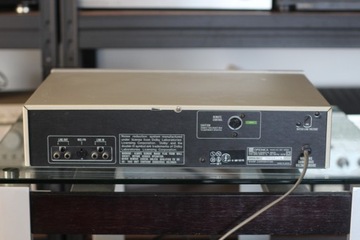 Кассетный магнитофон Sharp Optonica RT-105