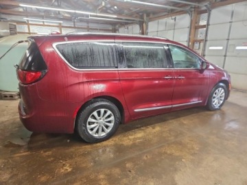 Chrysler Pacifica II 2020 Chrysler Pacifica Touring L 2020 3.6 Benzyna 287KM, zdjęcie 3